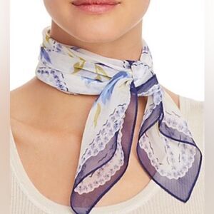 Echo Flower-Lattice Silk Square Scarf - Navy